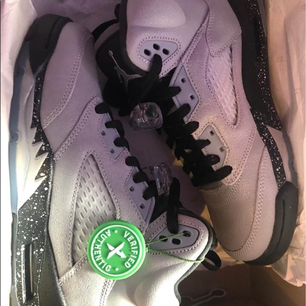 Wolf Grey 5’s